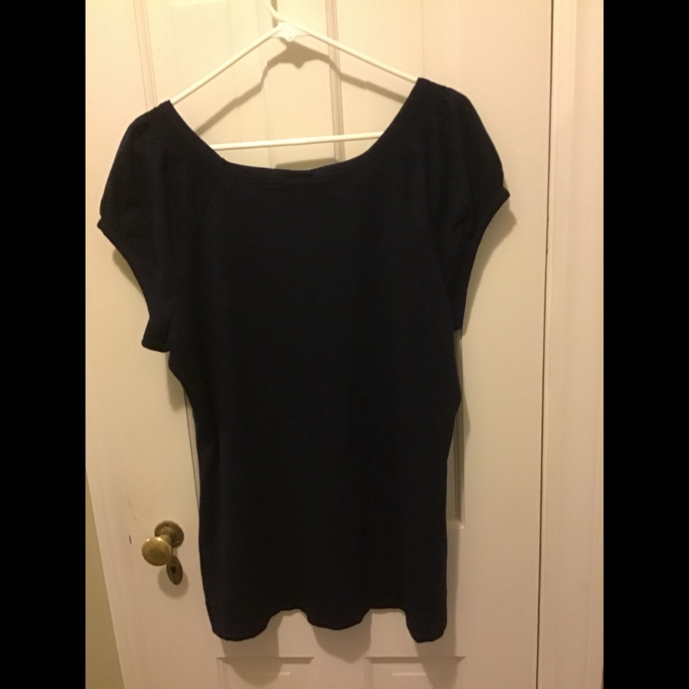 Ann Taylor navy tee with puff sleeves xl